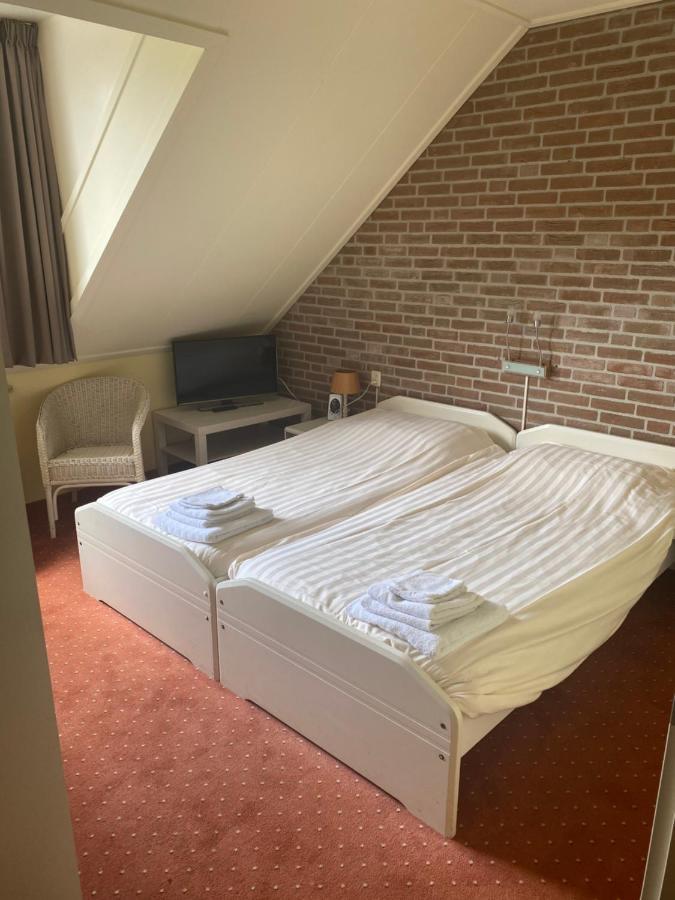 Recreatiecentrum De Kluft Ossenzijl Luaran gambar